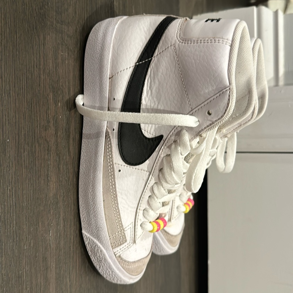 Used but in good condition Nike blazers with fun colored beads on laces!